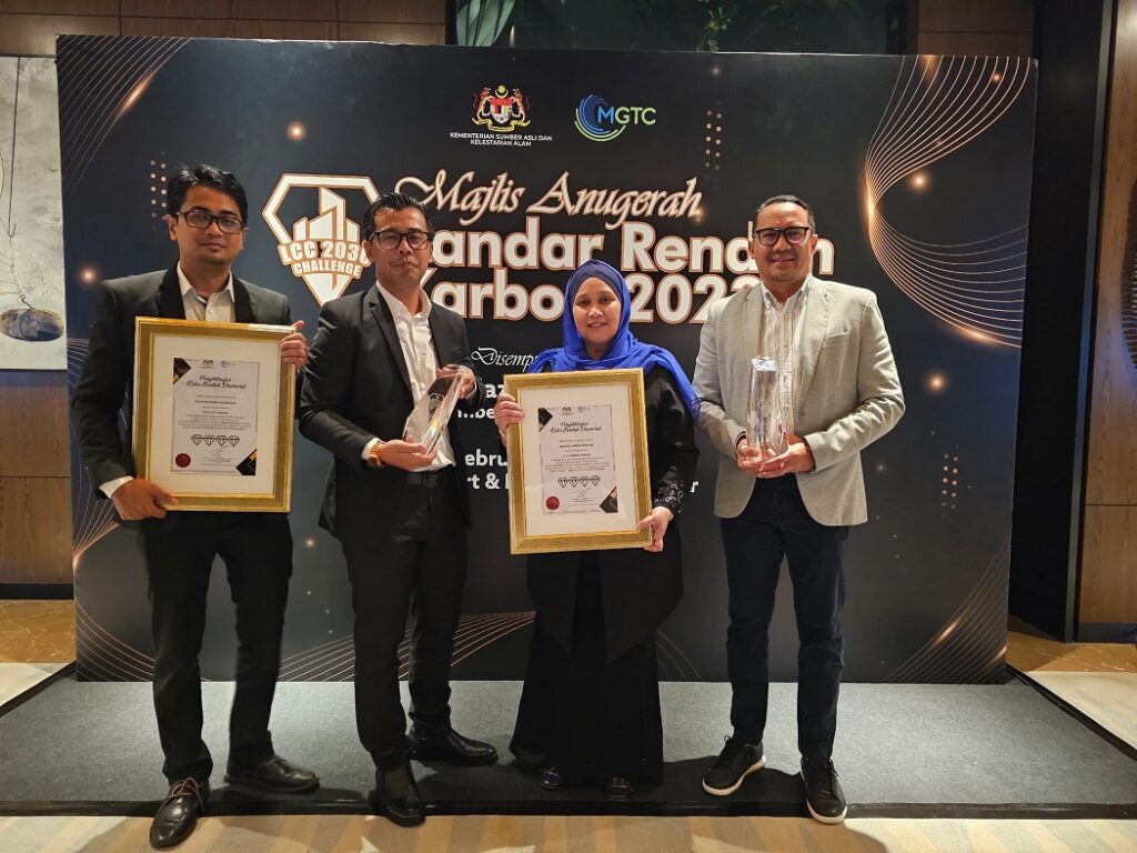 S P Setia team at the Low Carbon City Awards 2023 on February 8, 2024. From left: Setia Eco Templer Project Planning Development Manager Safwan Mat Amin, Setia Eco Templer Landscape Manager Zuraidy Juraimi, S P Setia Senior Executive Vice President Datuk Yuslina Mohd Yunus, and S P Setia Divisional General Manager Razly Mohammad Rus.