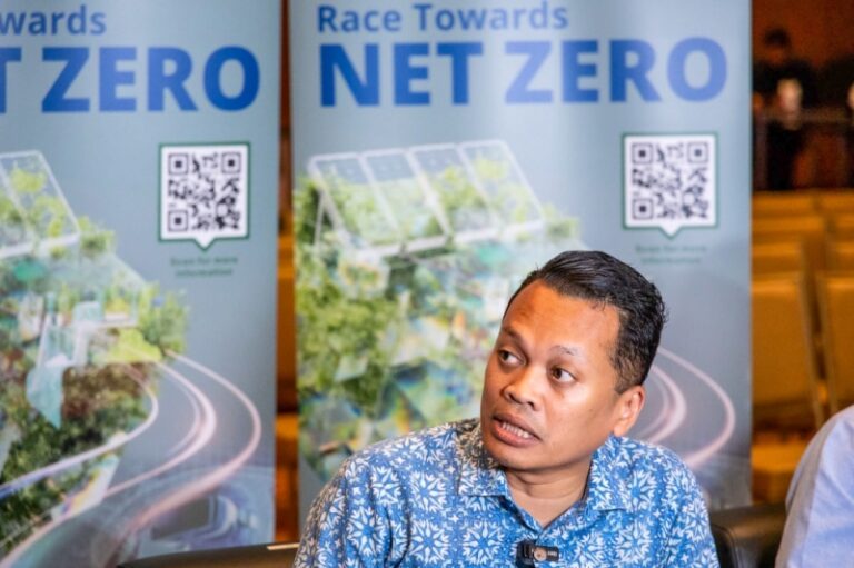 Natural Resources and Environmental Sustainability Minister Nik Nazmi Nik Ahmad speaks during a press conference at the 15th International Greentech and Eco Products Exhibition and Conference Malaysia (IGEM) 2024 at the Kuala Lumpur Convention Centre in Kuala Lumpur, February 26, 2024. — Picture by Firdaus Latif